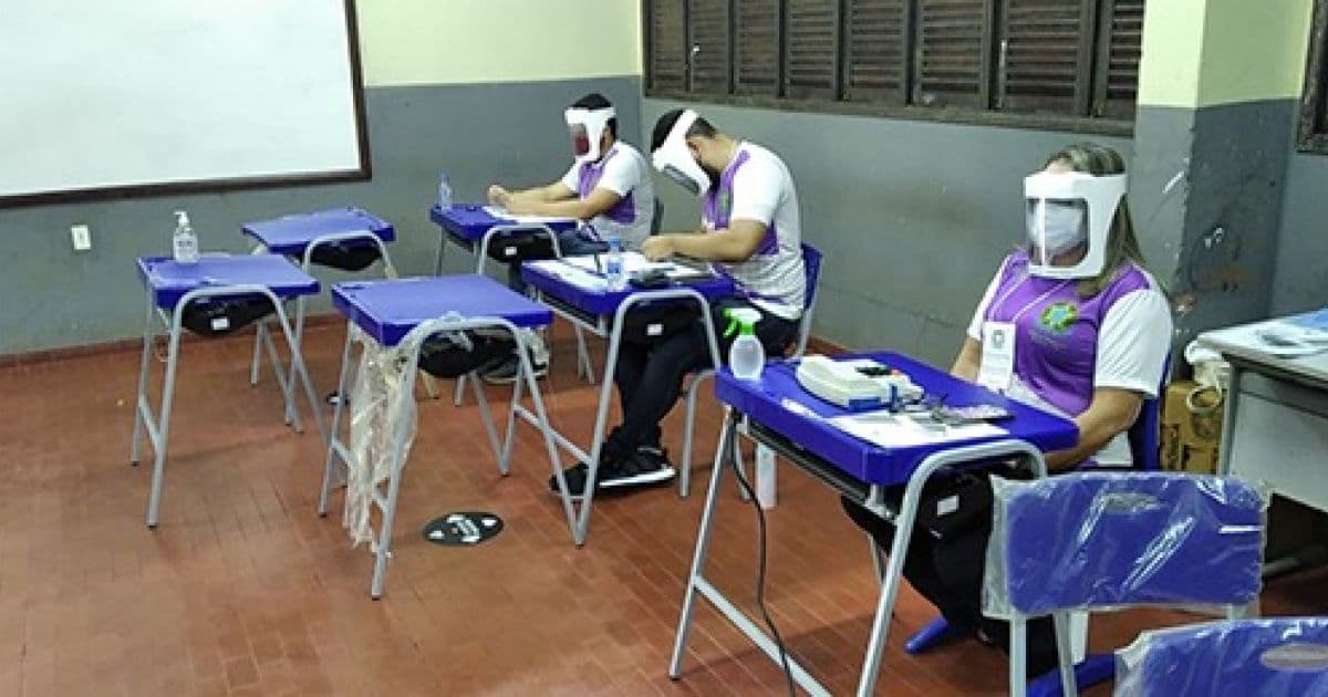 Em Macapá, nove urnas são substituídas e mulher é presa por selfie na cabine de votação