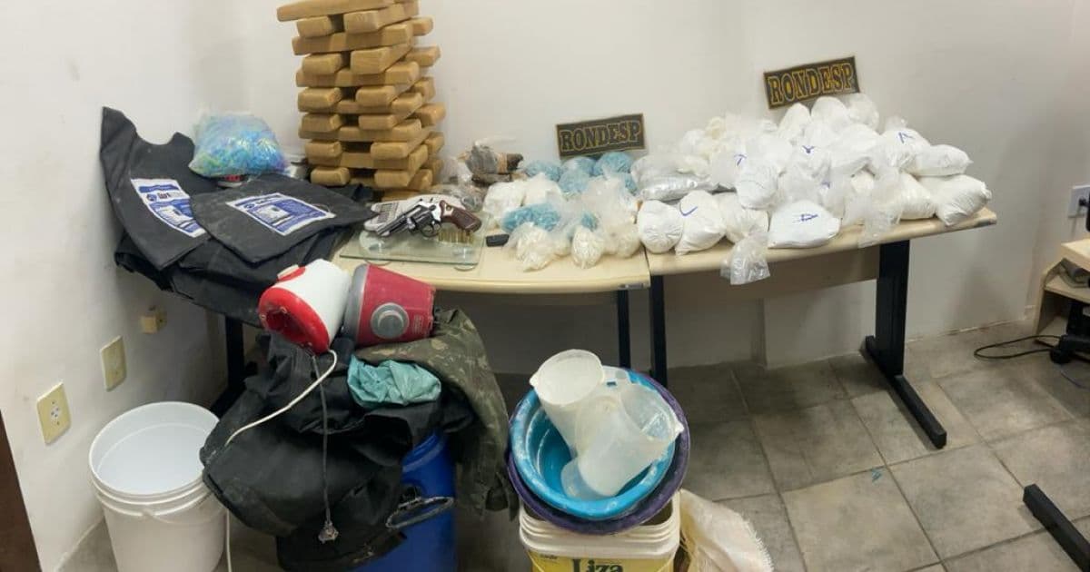 Polícia Militar desmonta laboratório do tráfico de drogas no bairro de Pernambués