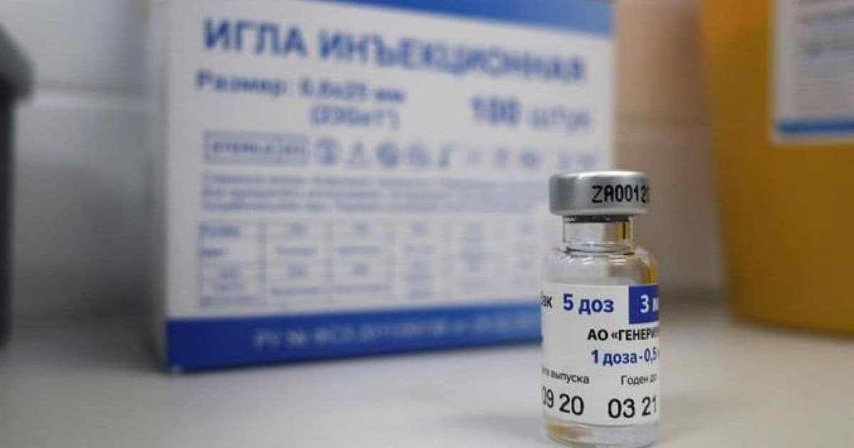  Farmacêutica brasileira anuncia pedido à Anvisa de uso emergencial da vacina Sputnik V