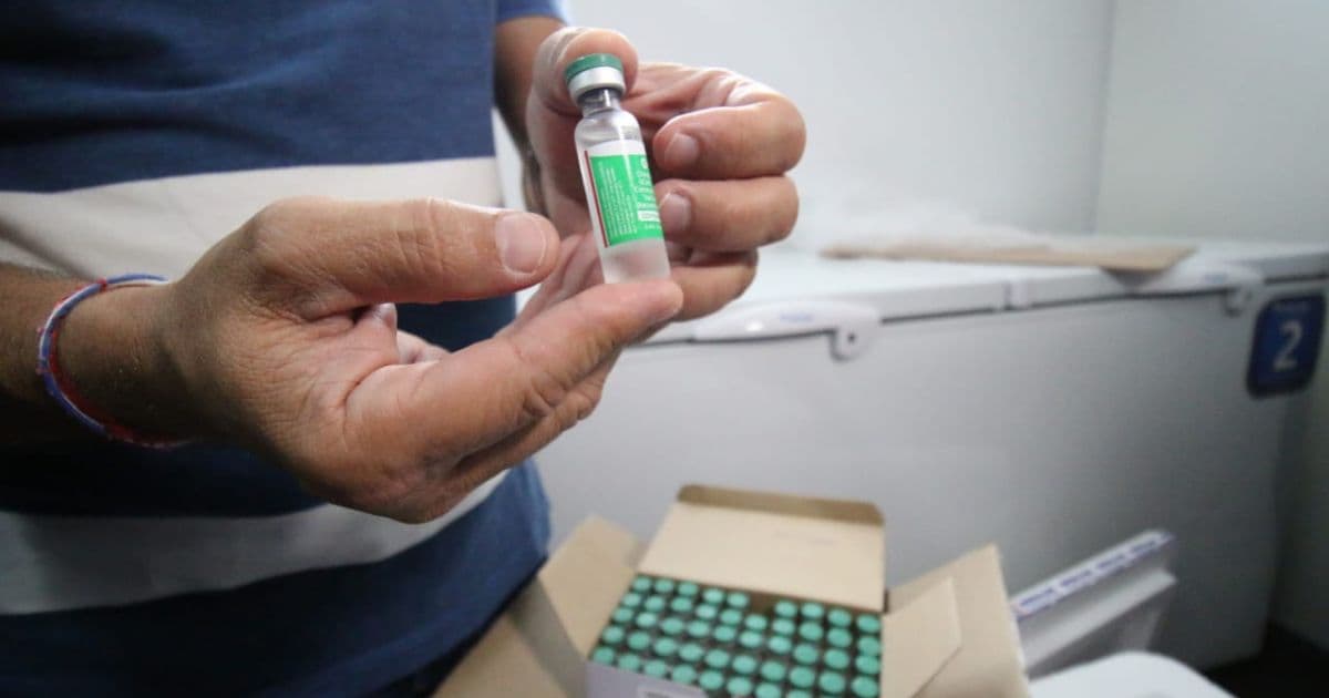 Salvador irá convocar novos profissionais de saúde e receberá mais de 34 mil novas doses