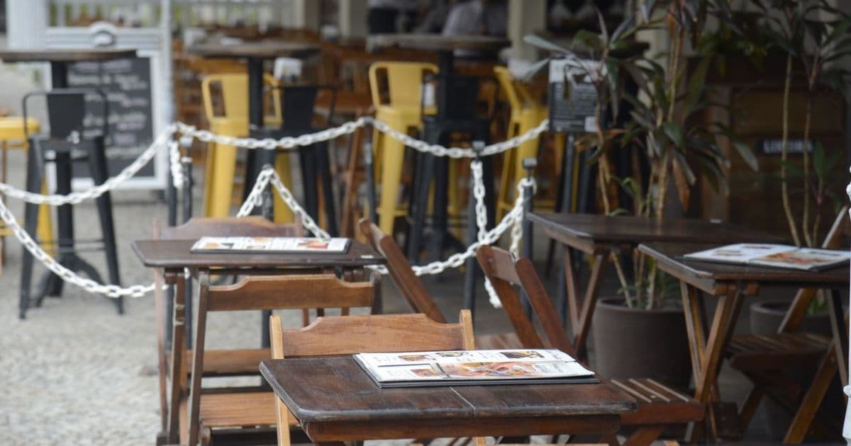 Toque de recolher: Salvador não vai emitir alvarás para som em bares e restaurantes