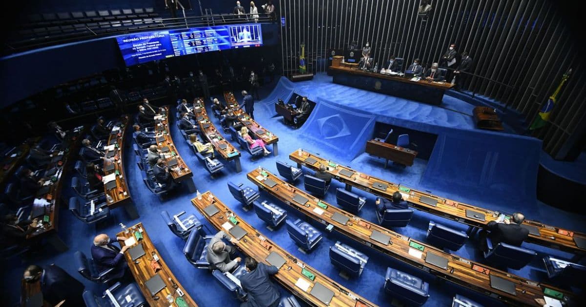 Senado aprova em 2º turno texto-base de PEC que possibilita volta do auxílio emergencial