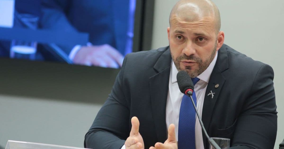 Ministro do STF concede prisão domiciliar a Daniel Silveira, com uso de tornezeleira