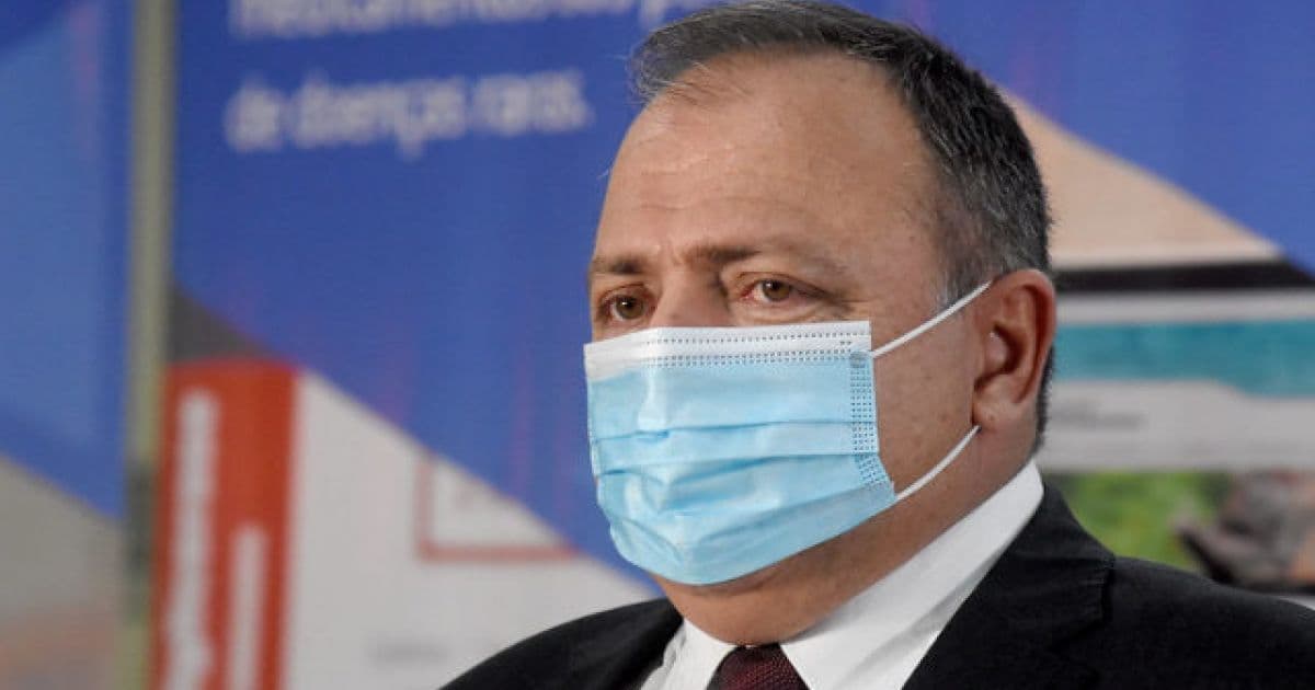 Pazuello admite que Bolsonaro mantém tratativas para substituí-lo na Saúde