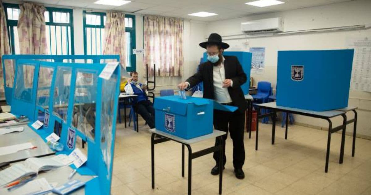 Israel usa sistema especial de votação para pessoas com covid-19