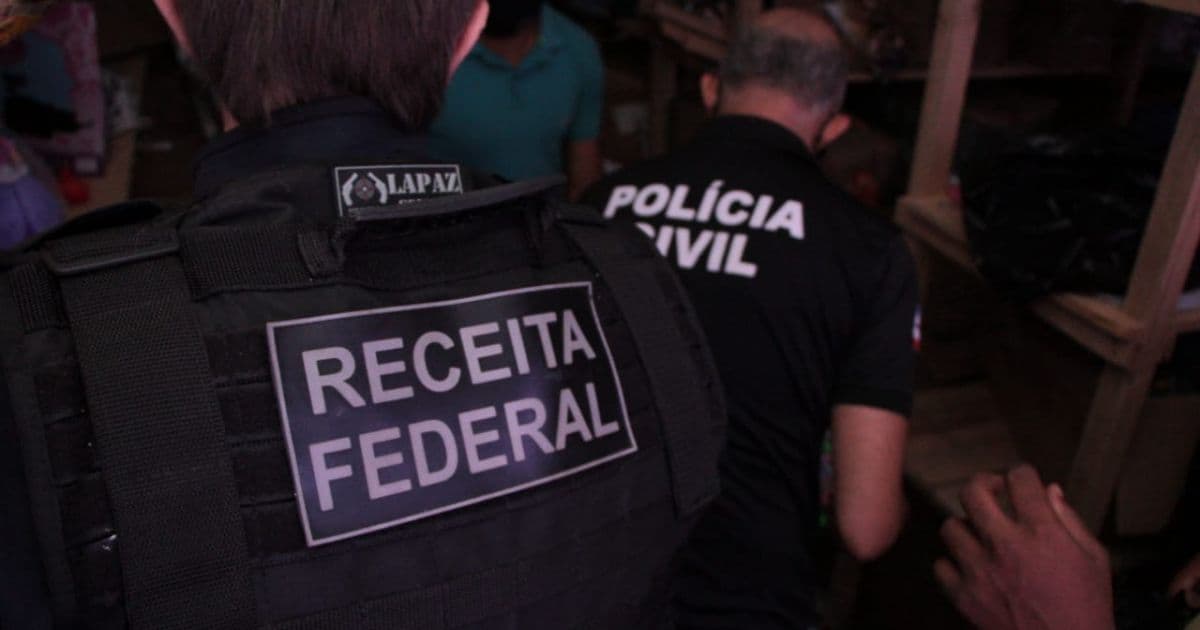 Polícia Civil e Receita Federal apreendem itens falsificados em operação na Av. Carlos Gomes