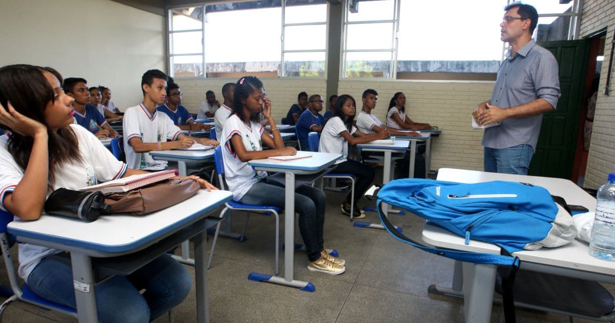 SEC diz que suspensão de aulas 'congelou' promoção de professores na Bahia; entenda
