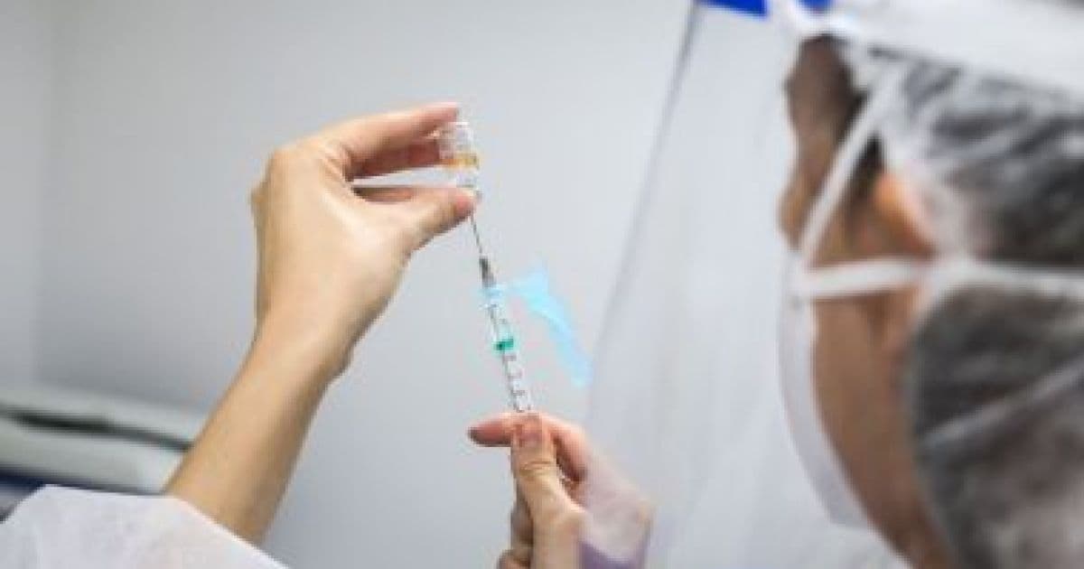 Salvador inicia nesta quinta-feira vacinação de pessoas com 52 anos