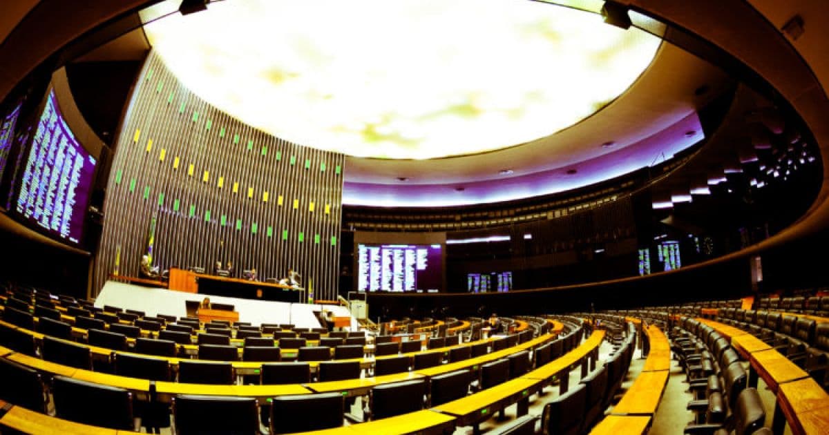Por 258 votos, Câmara aprova texto da MP da Eletrobras 