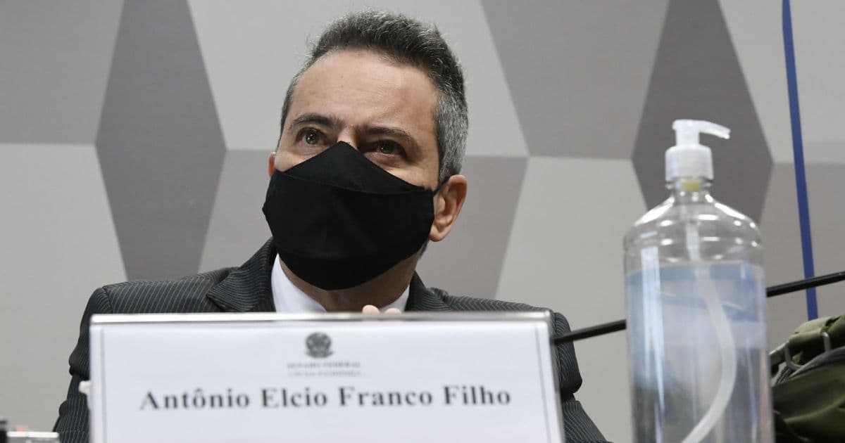 CPI segue indício de que Élcio Franco agiu para Precisa vender vacinas a clínicas privadas