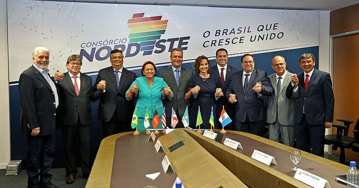 Governadores do Nordeste emitem carta em defesa da legalidade e da paz no Brasil
