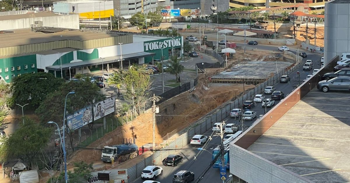 Obras na Tancredo Neves devem ser concluídas em fevereiro após atraso de 10 meses