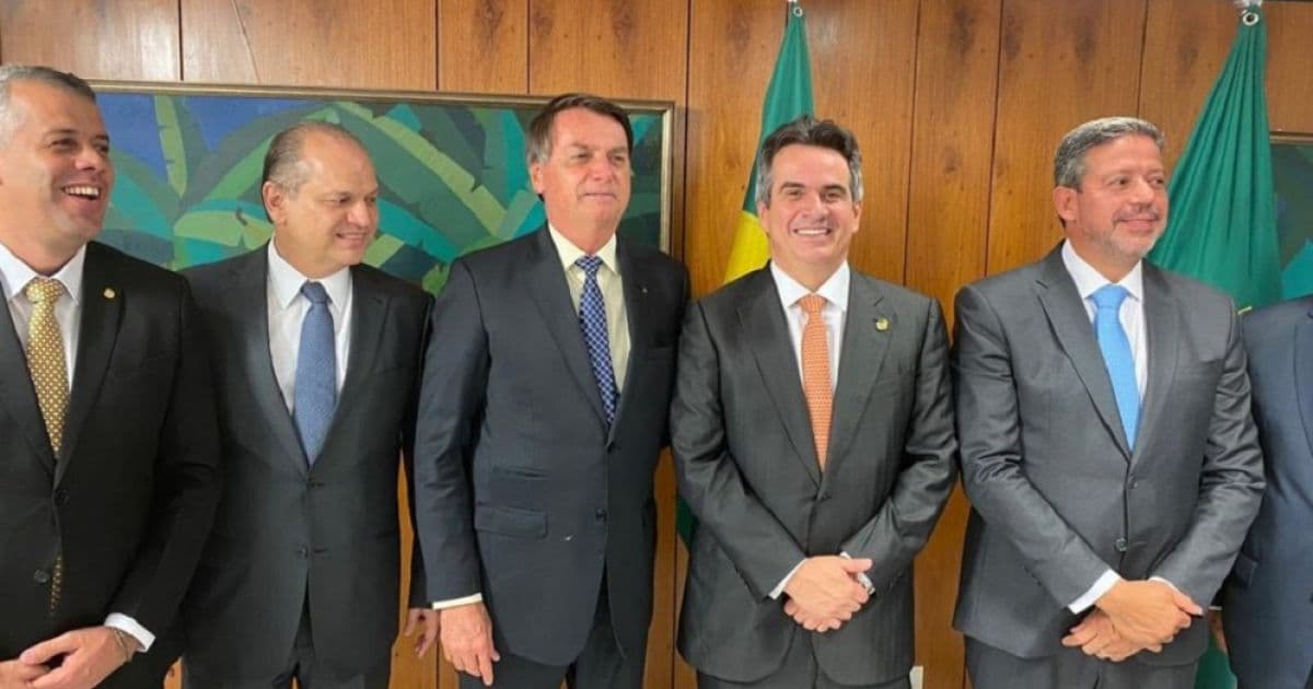 Líderes do centrão já avaliam possibilidade de Bolsonaro não disputar eleições, diz jornal