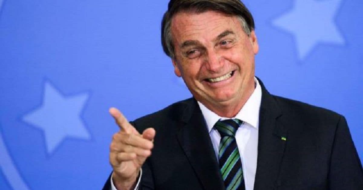Bolsonaro deve anunciar novo valor do Auxílio Brasil nesta terça-feira