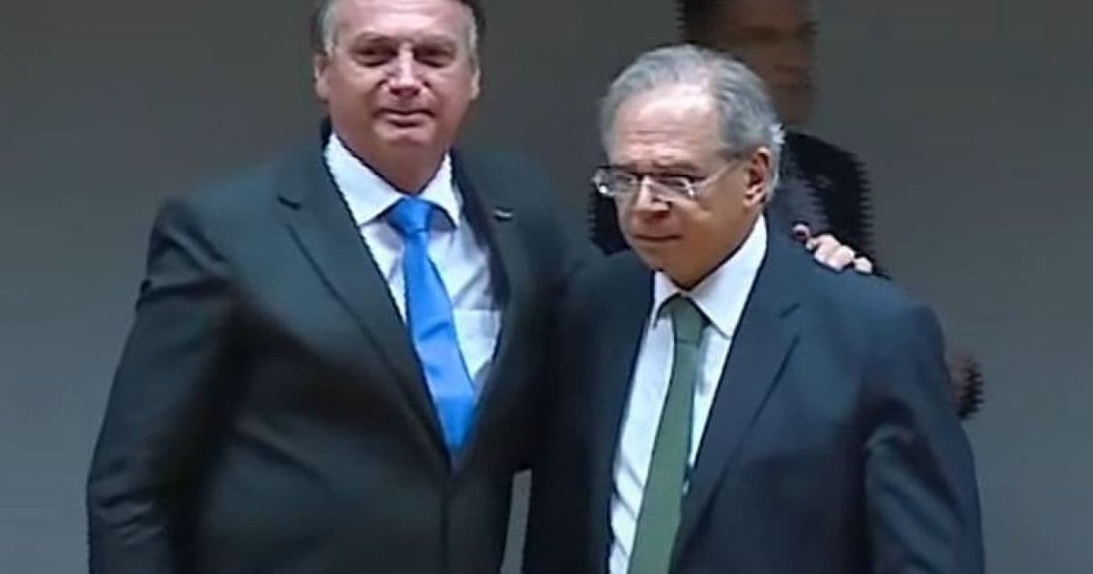Após debandada, Bolsonaro e Guedes se reúnem e dizem que governo não fará 'aventuras' 