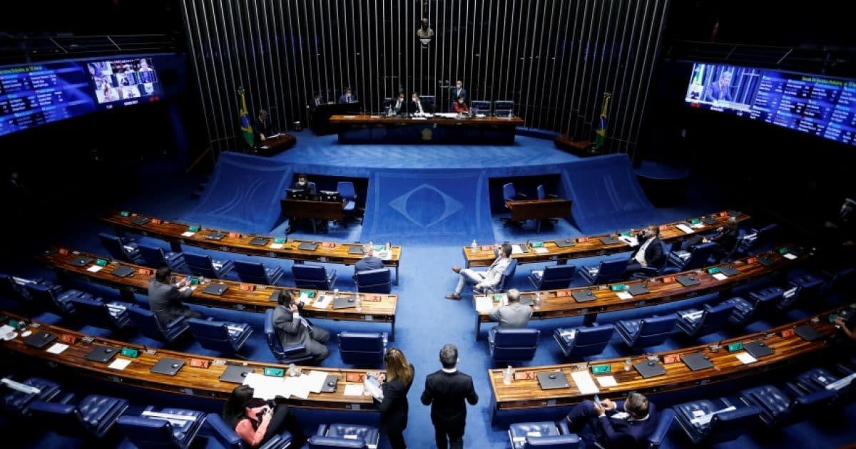 Senado aprova PEC dos Precatórios com mudanças e texto volta à Câmara