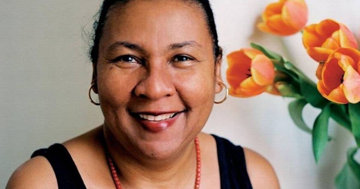 Morre bell hooks, escritora e um dos maiores nomes do feminismo negro, aos 69 anos