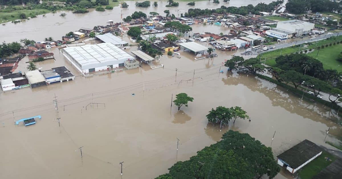 Mortes em decorrência das chuvas na Bahia chegam a 24, diz Defesa Civil