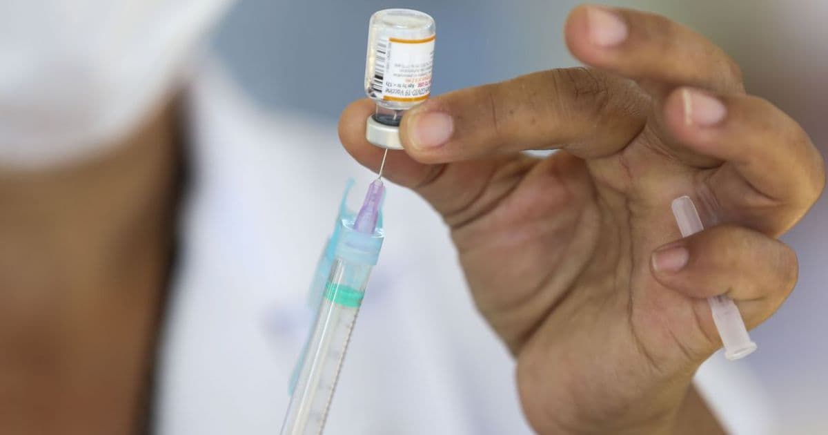 Covid-19: Após um ano de vacinação, Brasil tem 70% da população com as duas doses