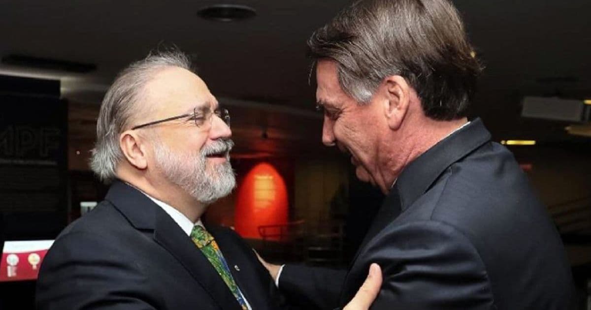 PGR pede arquivamento de inquérito que investiga Bolsonaro por vazamento de dados
