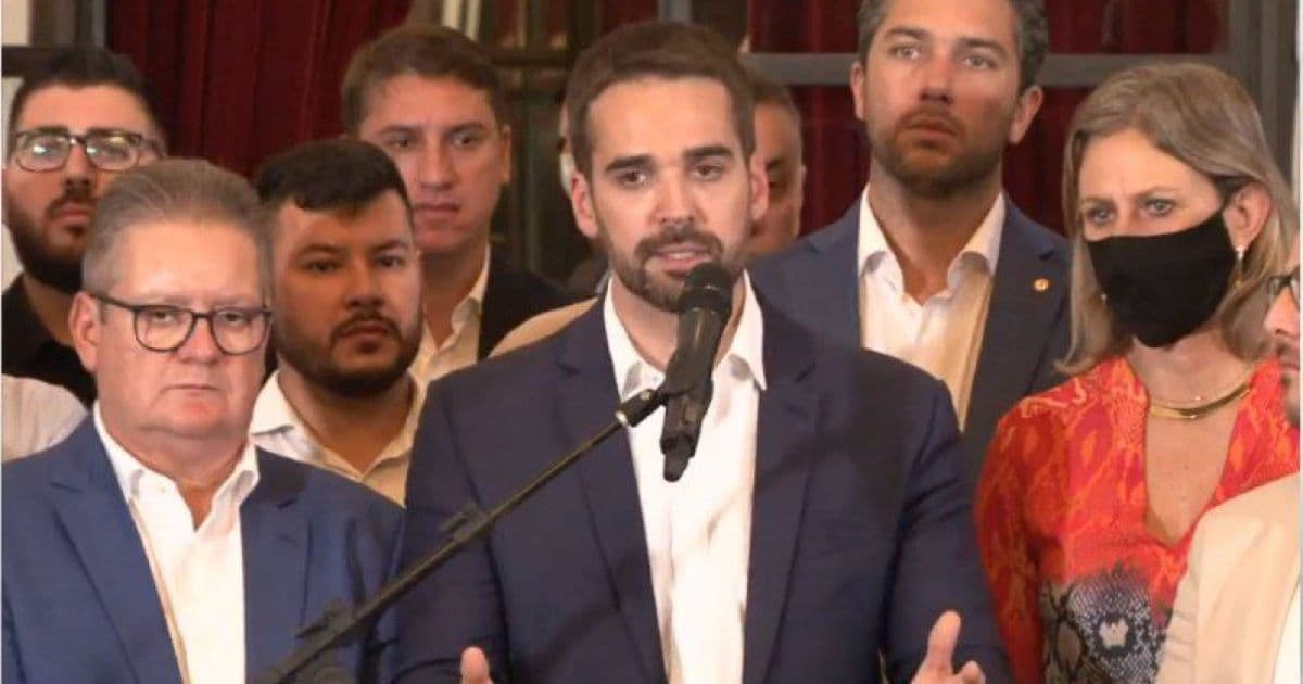 Eduardo Leite renuncia ao governo do RS e sugere participação em eleições presidenciais