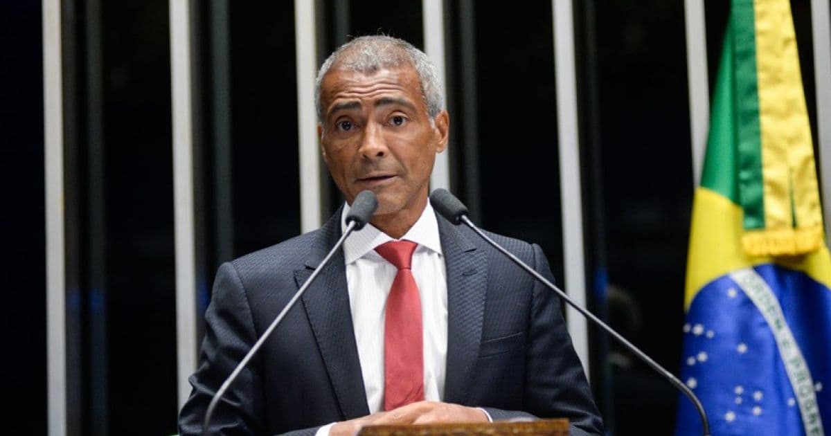'O candidato do Bolsonaro sou eu', diz Romário sobre Daniel Silveira