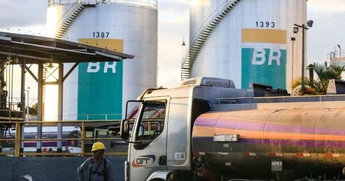 Petroleiros prometem 'maior greve da história' se privatização avançar