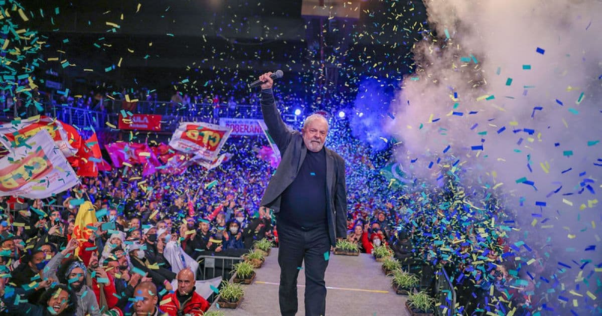 Campanha de Lula emite ofício e sugere três debates em formato conjunto