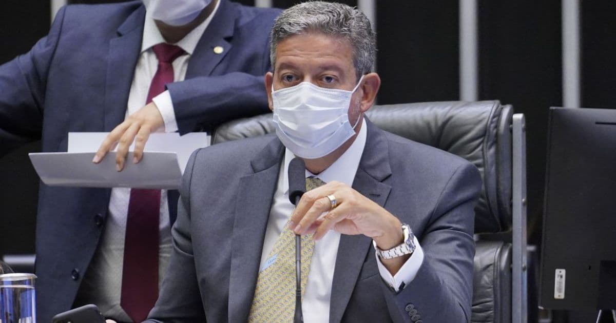 Líderes partidários se reúnem na Câmara para discutir taxação dos lucros da Petrobras
