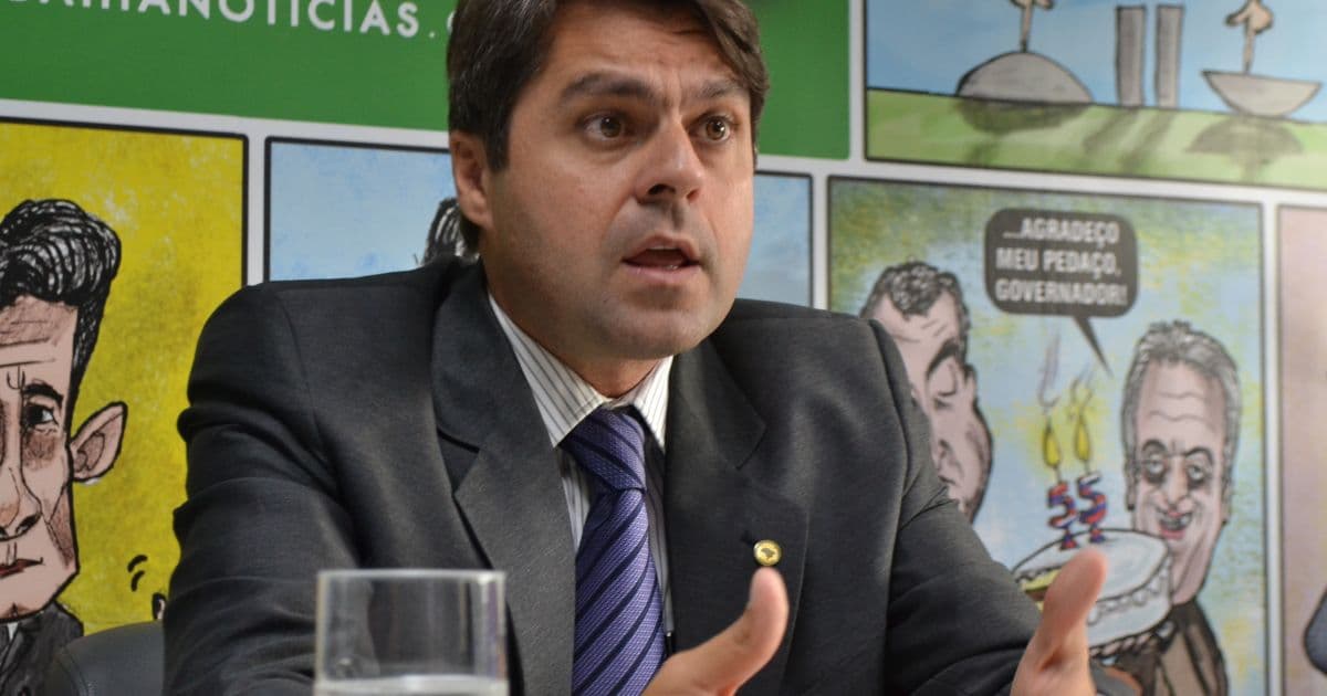 Paulo Câmara endossa nome de Cris para vice, mas pede aprovação da executiva estadual 