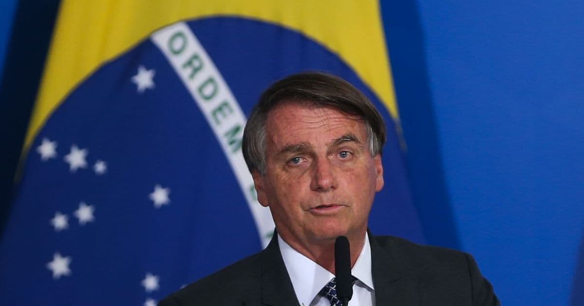 Bolsonaro critica o aborto em criança de 11 anos que engravidou após estupro: 'Barbárie'