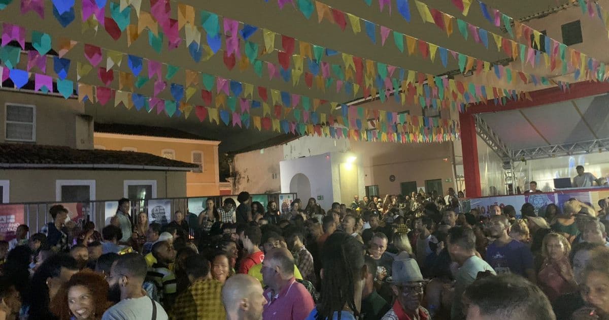 Chuva não desanima forrozeiros em festejos no São João do Pelourinho