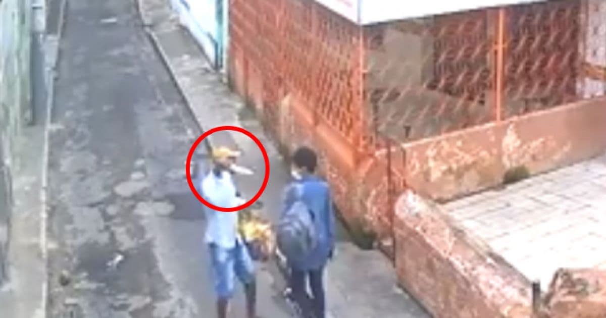 VÍDEO: Mulher é esfaqueada em assalto no Santo Antônio Além do Carmo