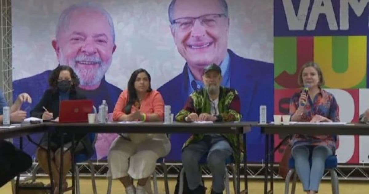 PT oficializa candidatura de Lula à Presidência da República durante convenção em SP