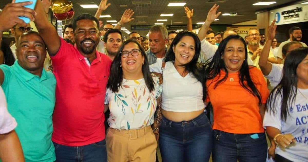 Ana Paula Matos é recebida com festa no Aeroporto de Salvador após anúncio de Ciro