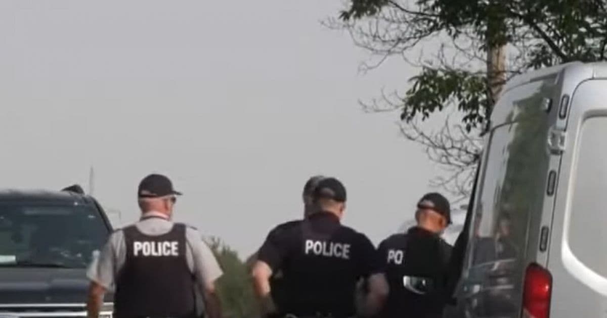 Canadá busca suspeitos de matar dez pessoas a facadas
