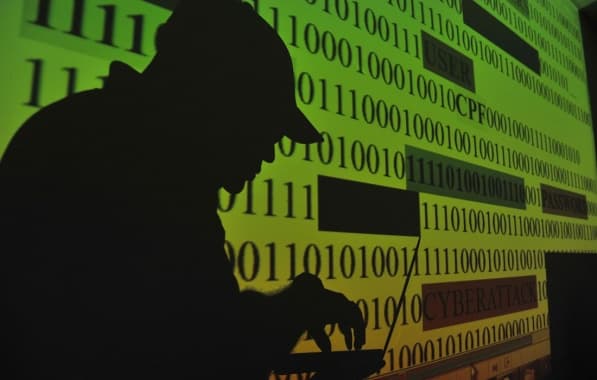 PF prende hacker que fraudou auxílio da Caixa e jogou computador pela janela