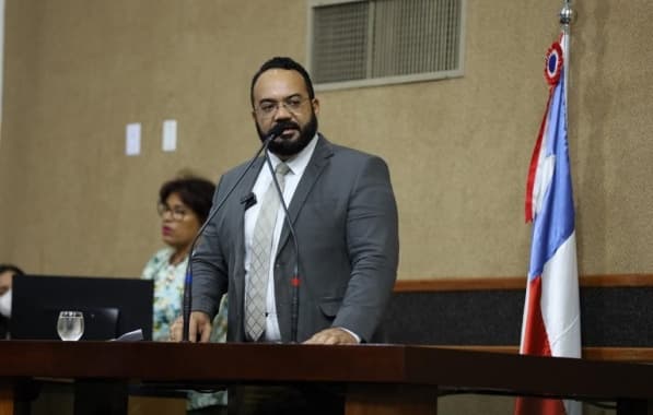  Deputado Leandro de Jesus protocola pedido de CPI para investigar contratos do VLT do Subúrbio 
