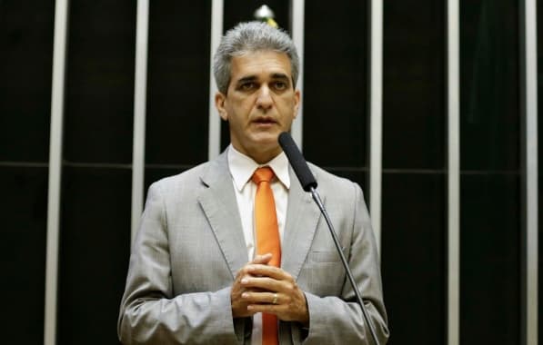 Robinson rebate ACM Neto sobre ICMS e diz que ex-prefeito "tornou IPTU de Salvador o mais caro do Brasil"