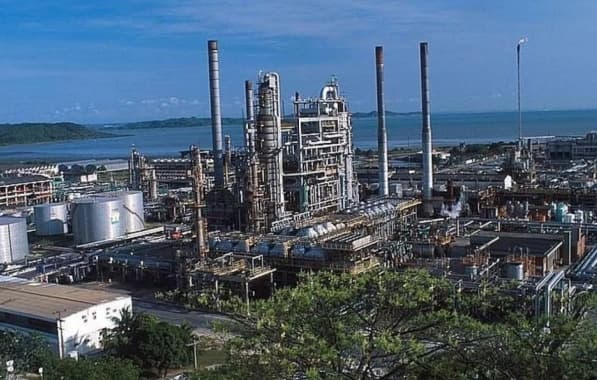 Petrobras diz que venda da RLAM foi legal em meio à investigação da CGU