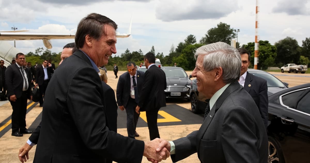 Ex-ministros de Bolsonaro e Valdemar Costa Neto são alvos de operação da PF