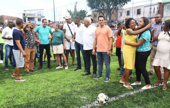Bruno Reis inaugura campo com grama sintética no Rio Sena; Prefeitura atinge marca de 36 campos entregues desde 2021