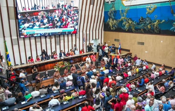 Em sessão especial dos 44 anos do partido, PT Bahia dedica celebração à militância