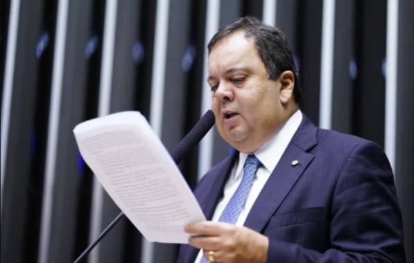 Presidência da Câmara: Bolsonarista promete voto em Elmar Nascimento por defesa de liberdade de Brazão