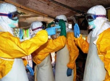Assaltantes roubam sangue de pessoas que podem ter ebola, informa Cruz Vermelha