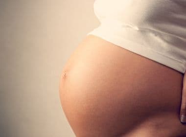 Evento discute riscos de adiar gravidez: 'Reprodução assistida não reverte problemas'