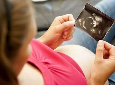 Especializada em ultrassonografia, clínica é condenada por dizer que feto vivo estava morto