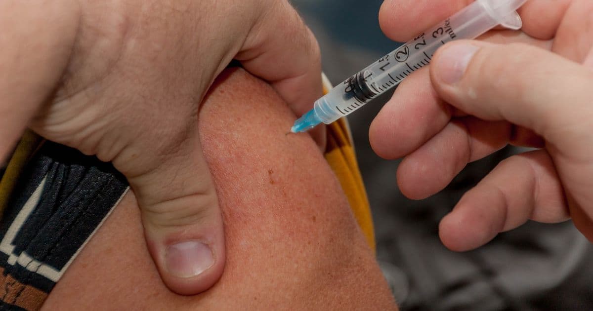 Mitos sobre vacina contra Influenza atrapalham campanha. Veja o que é mito ou verdade