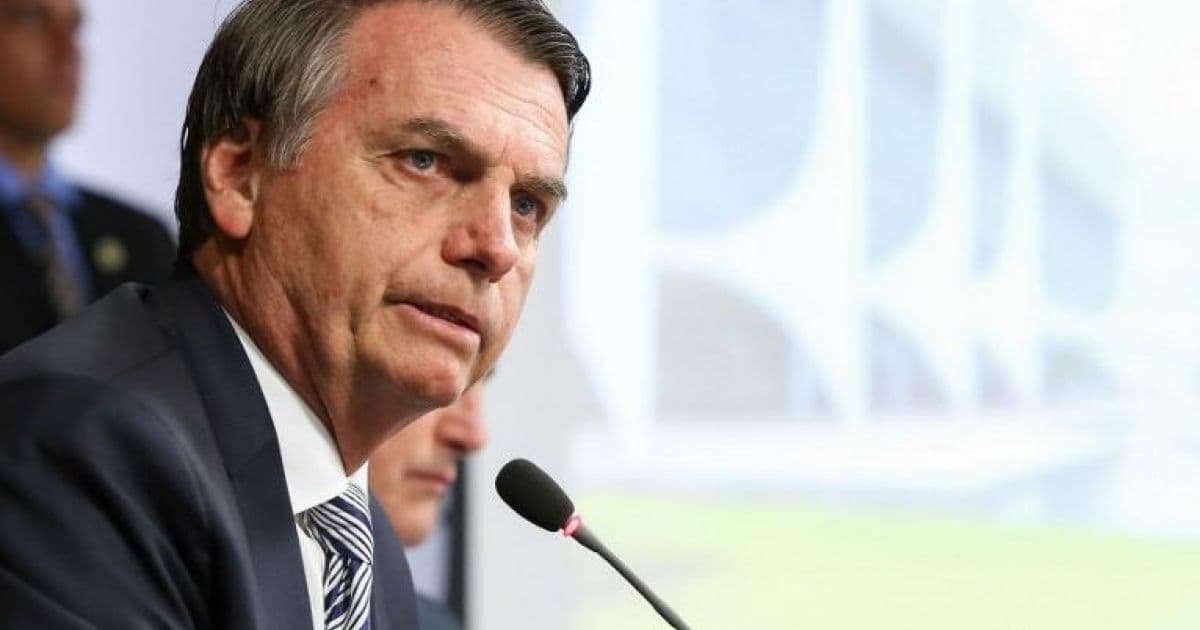 Bolsonaro defende combate à hanseníase no Brasil durante live com Mandetta