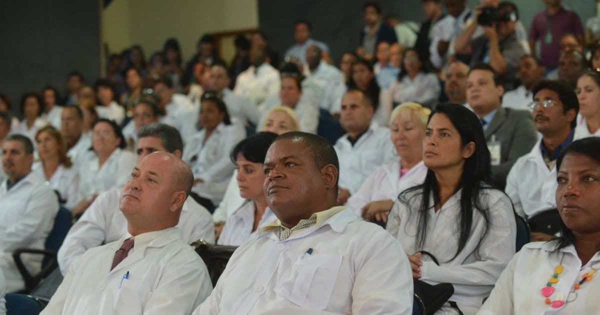  Mais Médicos divulga seleção de médicos brasileiros formados no exterior 